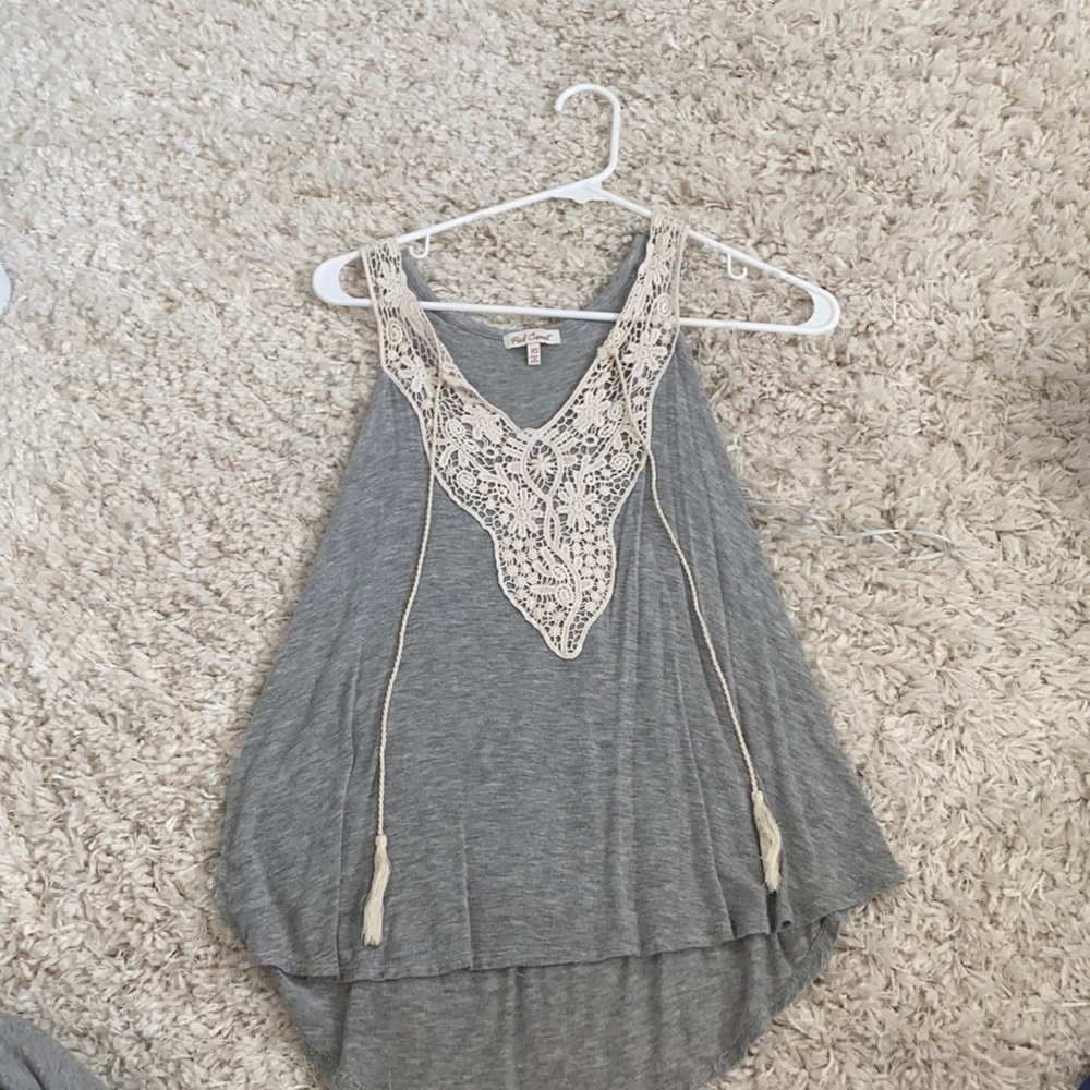Red camel, embroidered tank